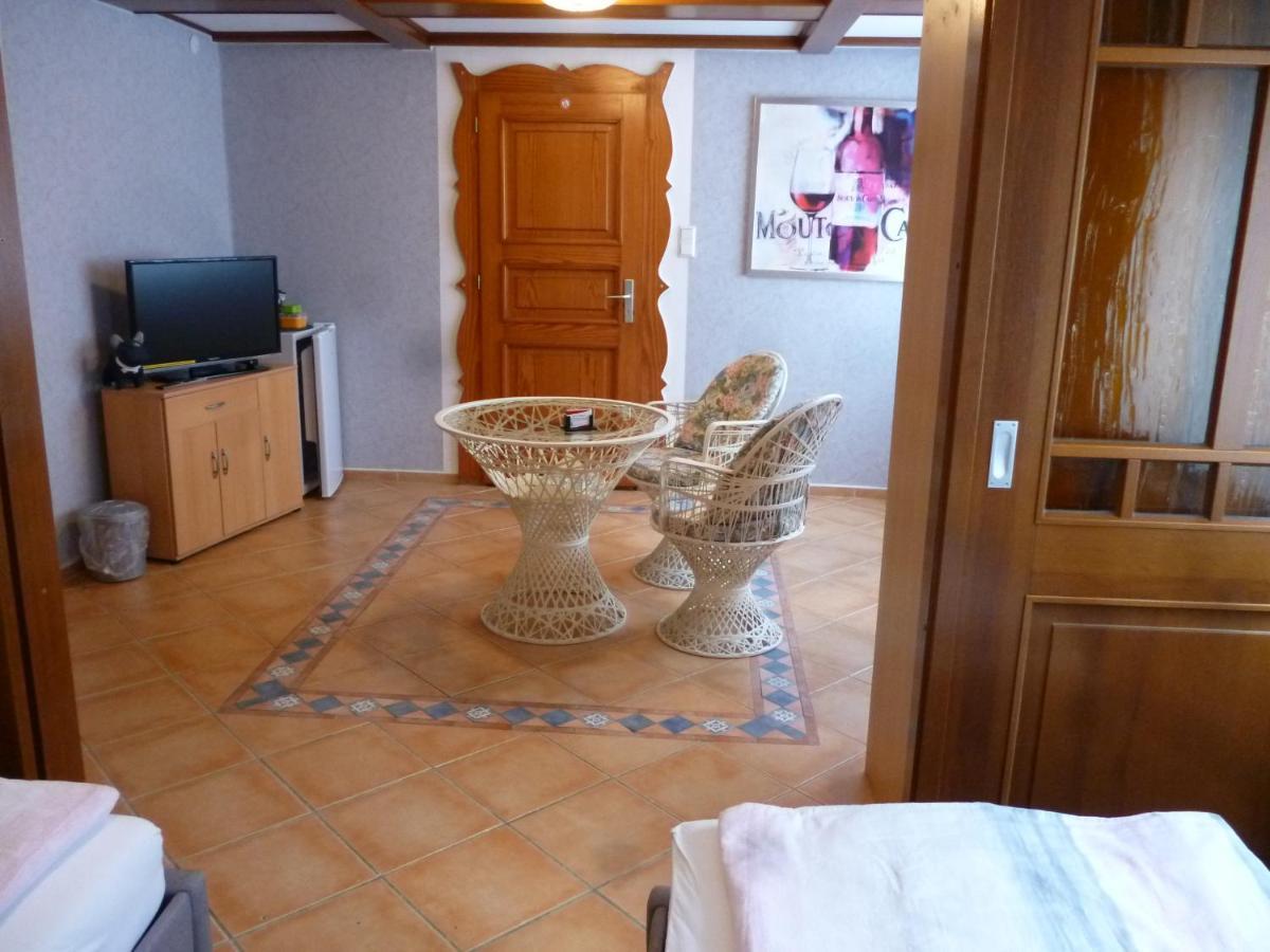 "Haus Ambiente" Apartment & Gaestehaus Brome - Modern, Zu Fairen Preisen Екстер'єр фото